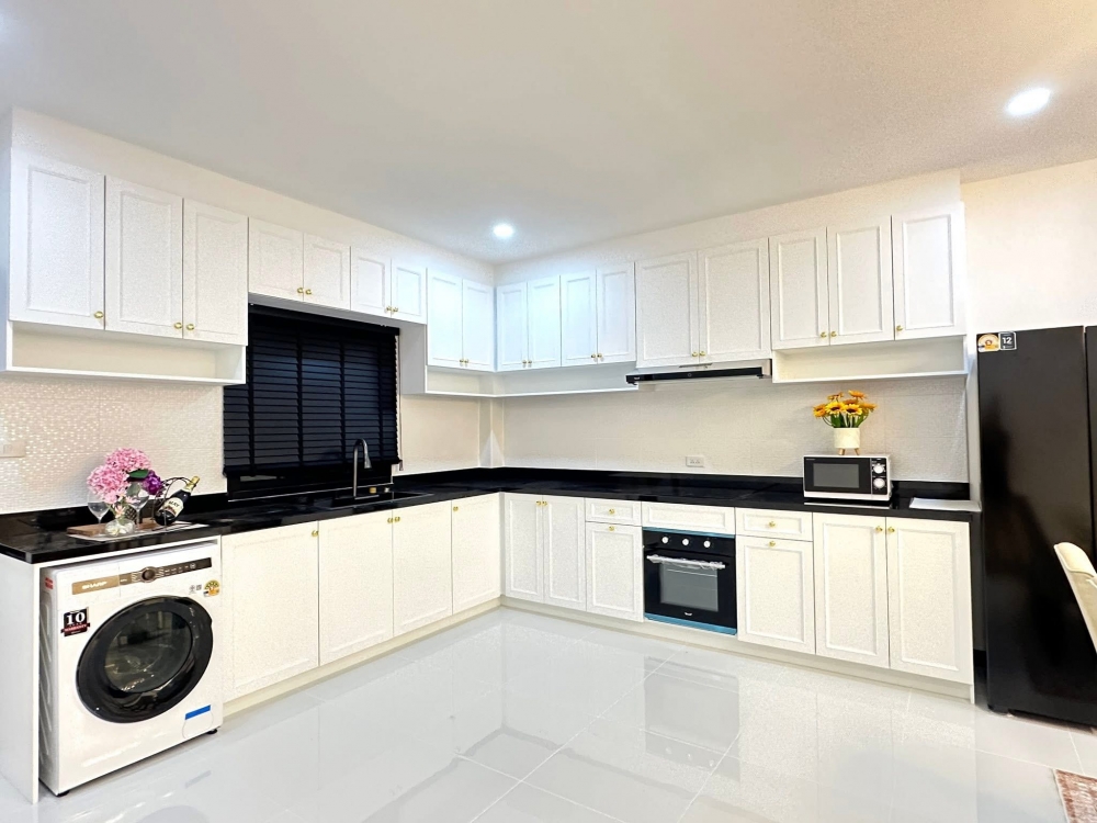 ขายบ้านเดี่ยว 2 ชั้น 4 ห้องนอน 5 ห้องน้ำ ห้วยใหญ่ (2)