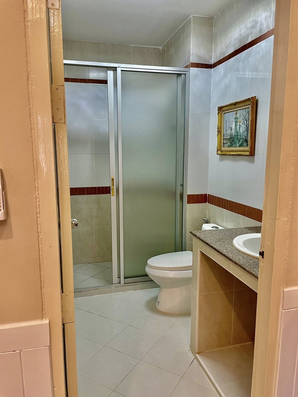 ขาย ทาวน์เฮ้าส์ 2 ห้องนอน 2 ห้องน้ำ เขาน้อย (2)