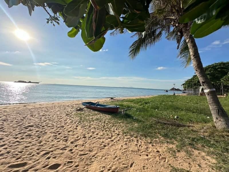 ขาย Pool Villa 5 ห้องนอน 6 ห้องน้ำ นาจอมเทียน (3)