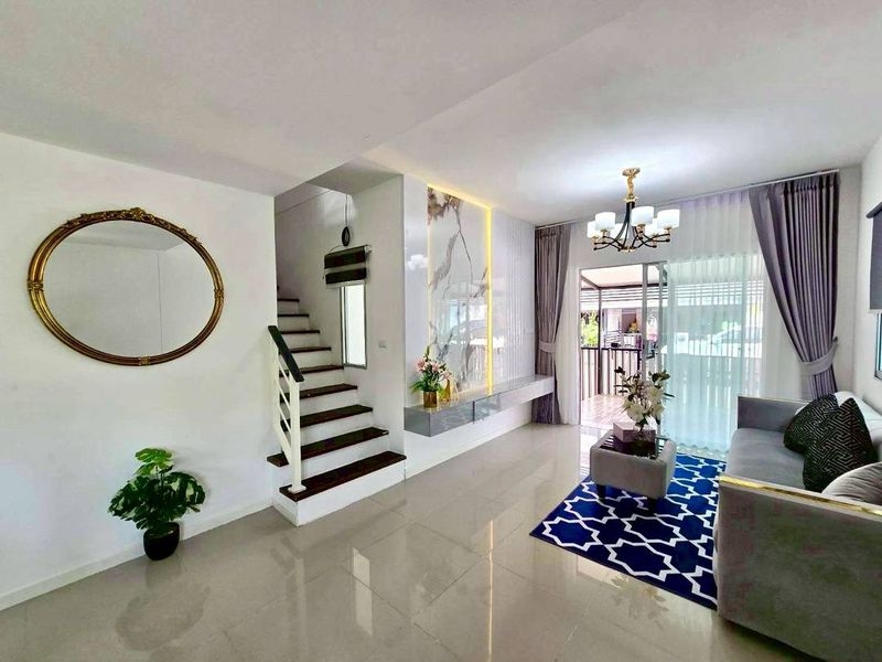 ขาย ทาวน์โฮม 2 ชั้น 3 ห้องนอน 2 ห้องน้ำ เขาน้อย