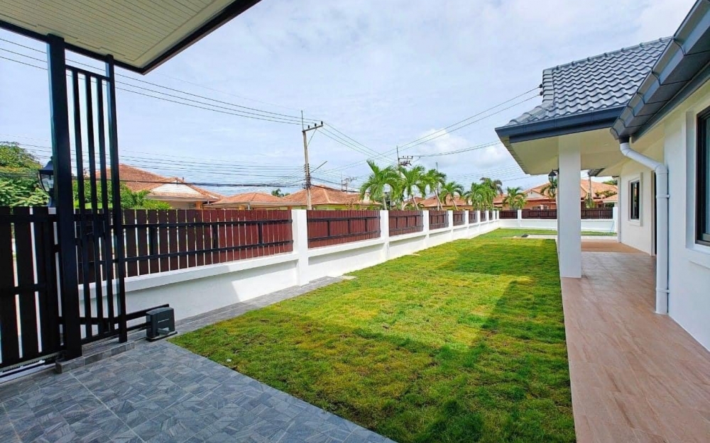 ขายบ้าน Pool Villa 4 ห้องนอน 3 ห้องน้ำ สยามคันทรีคลับ