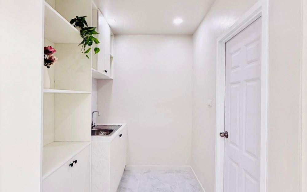 ให้เช่า ทาวน์โฮม 3 ห้องนอน เขาน้อย