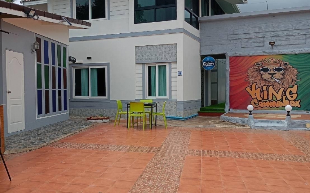 ปล่อยเช่ารายปีบ้าน Pool Villa 2 ชั้น 7 ห้องนอน 5 ห้องน้ำ ห้วยใหญ่ ติดเจ้าของ