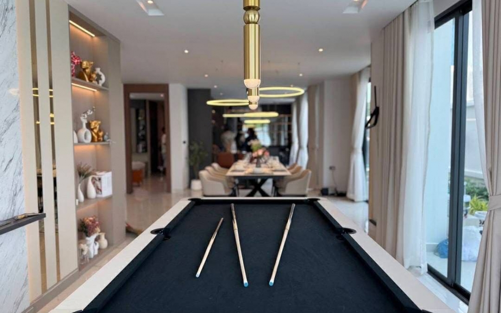 ให้เช่า Pool Villa 4 ห้องนอน 5 ห้องน้ำ พัทยา