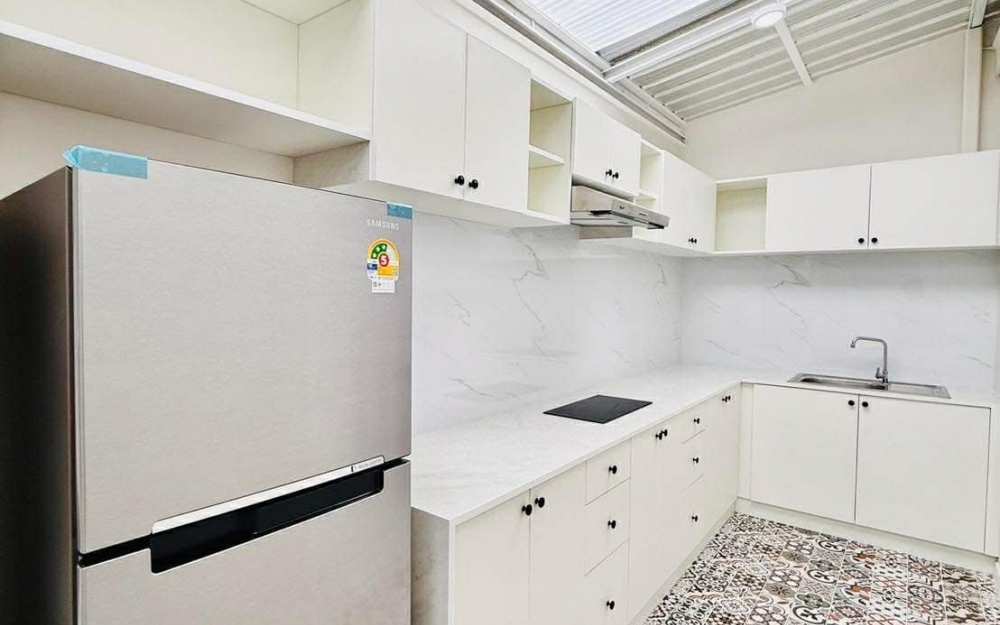 ให้เช่า ทาวน์โฮม 3 ห้องนอน เขาน้อย