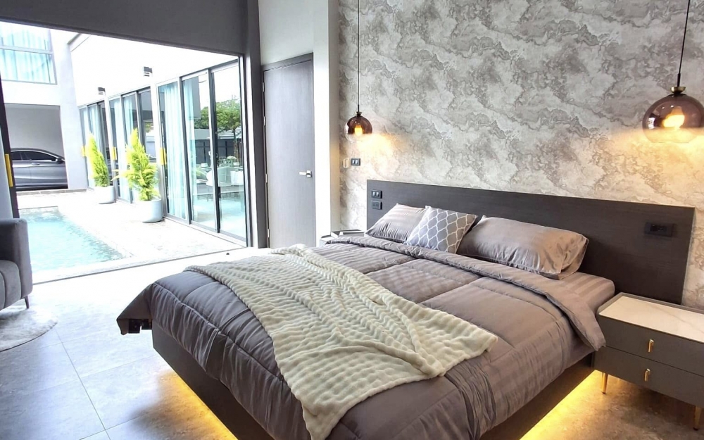 ขาย Pool Villa 2 ชั้น 4 ห้องนอน 6 ห้องน้ำ โป่ง มาบประชัน (3)