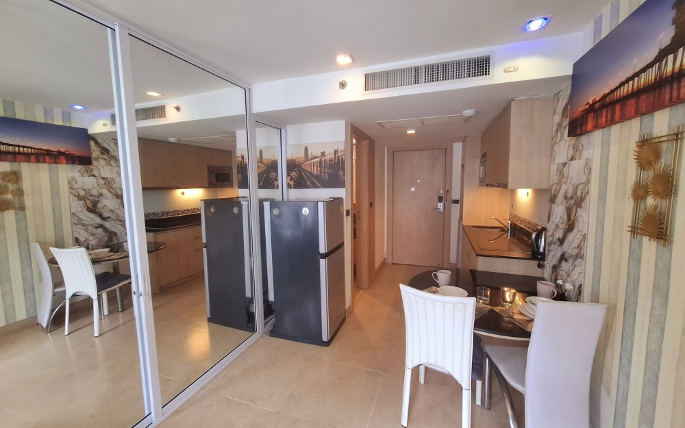 ขาย The Cliff Pratumnak เดอะ คลิฟ พระตำหนัก 1 ห้องนอน วิวสระ (3)