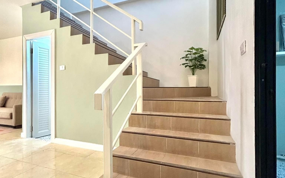 ขายทาวน์โฮม 2 ชั้น 2 ห้องนอน 2 ห้องน้ำ ปัณณธร 3 พัทยา (2)