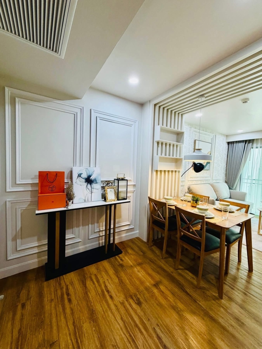 ขาย ดุสิต แกรนด์ ปาร์ค จอมเทียน 1 ห้องนอน (2)