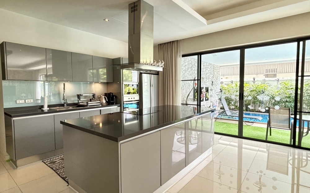 ขาย Pool Villa 2 ชั้น 4 ห้องนอน 4 ห้องน้ำ Palm Lakeside Villas ปาล์ม เลคไซด์ วิลล่า (1)