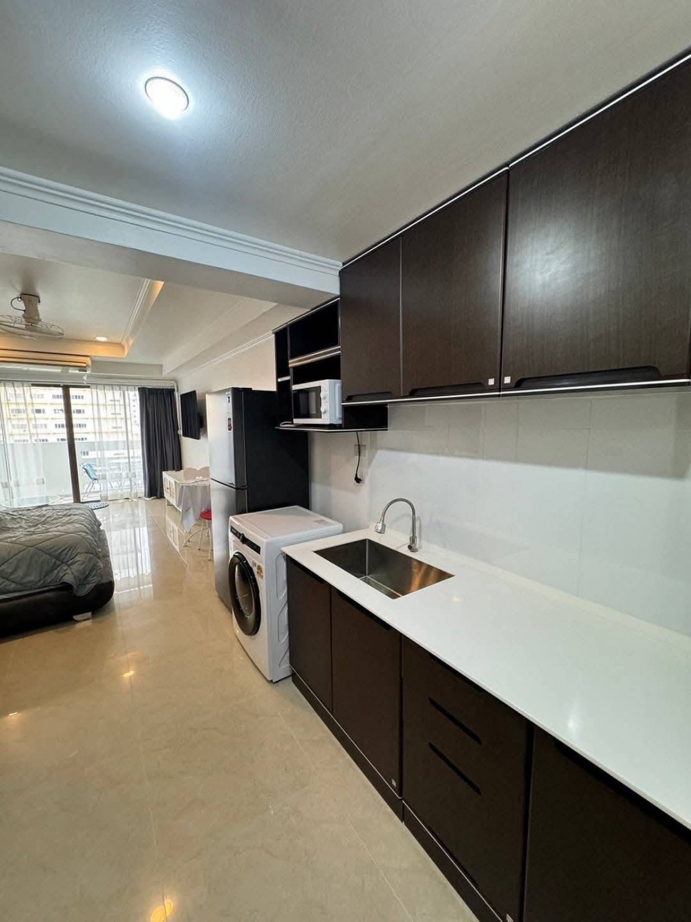 เช่าระยะสั้น - ยาว เย็นสบาย คอนโดเทล ใจกลางพัทยาใต้