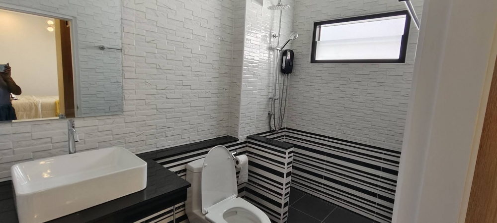 ขาย Pool Villa 4 ห้องนอน 3 ห้องน้ำ มาบประชัน (2)