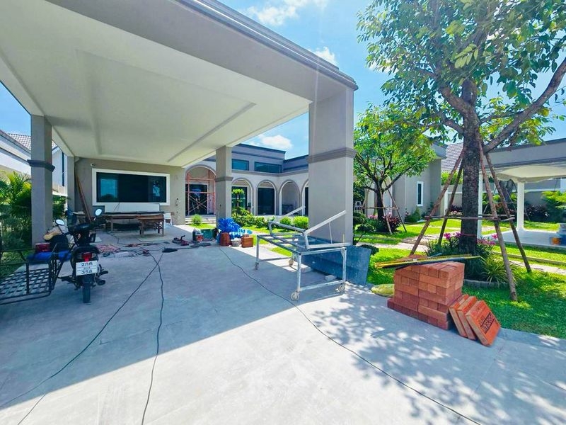 ขาย Pool Villa 4 ห้องนอน 5 ห้องน้ำ พัทยา (3)