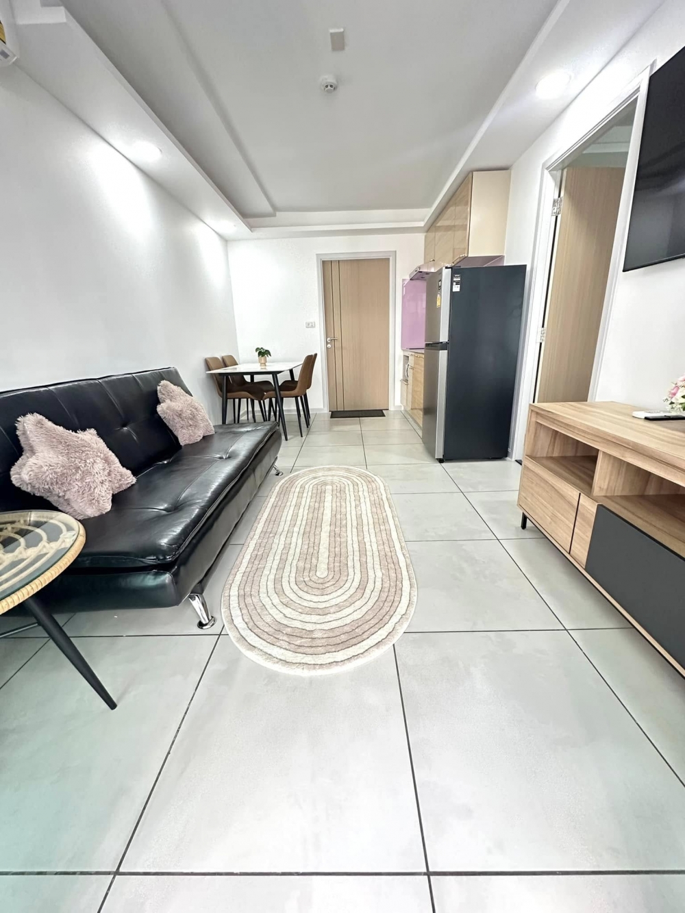 ขายพร้อมผู้เช่า Siam Oriental Tropical Garden Pratumnak สยาม โอเรียลทัล ทรอปิคอล การ์เด้น พระตำหนัก 1 ห้องนอน วิวสระ (2)