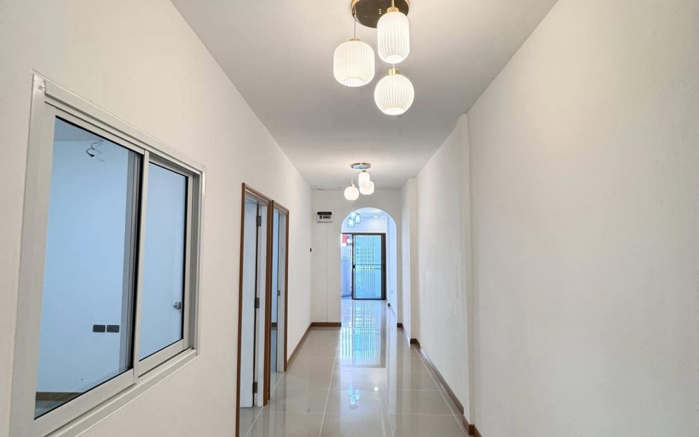 ขายทาวน์โฮม 2 ห้องนอน 1 ห้องน้ำ พัทยาติดสุขุมวิท (2)