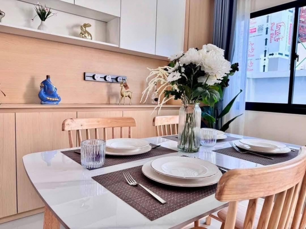 ขาย Townhome 2 ชั้น 3 ห้องนอน 3 ห้องน้ำ เนินพลับหวาน