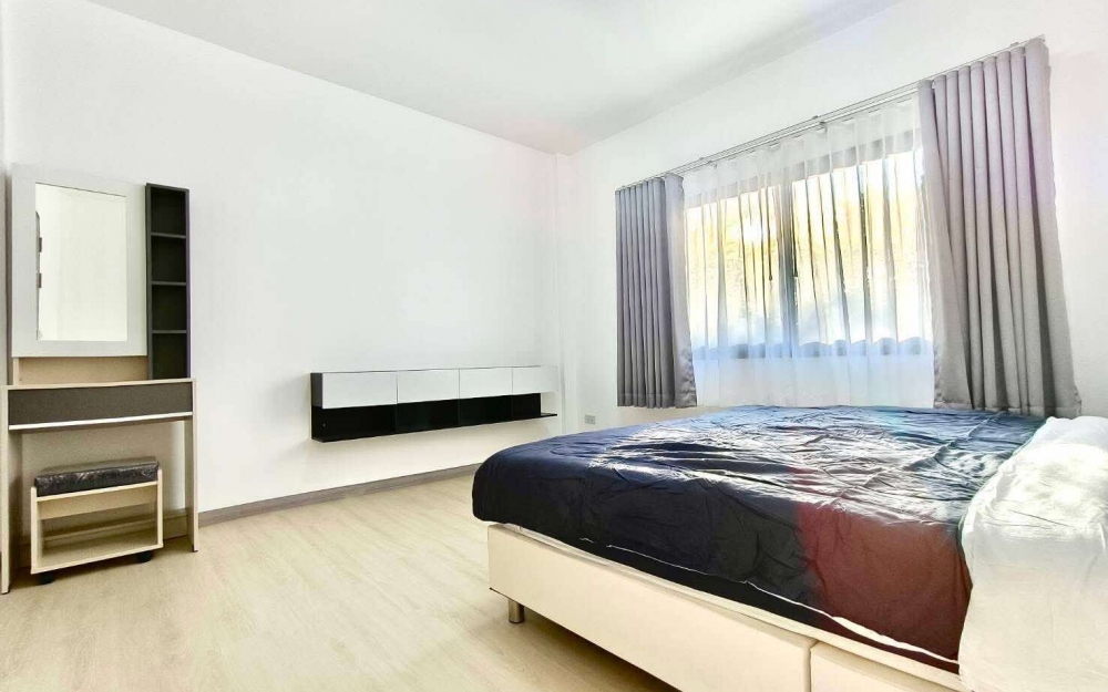 ขายทาวน์โฮม 2 ชั้น 2 ห้องนอน ซอยสยามคันทรีคลับ (2)