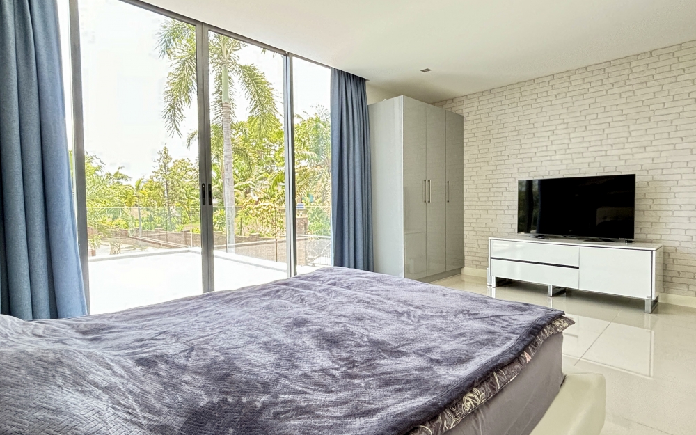 ขาย Pool Villa 2 ชั้น 4 ห้องนอน 4 ห้องน้ำ Palm Lakeside Villas ปาล์ม เลคไซด์ วิลล่า (1)