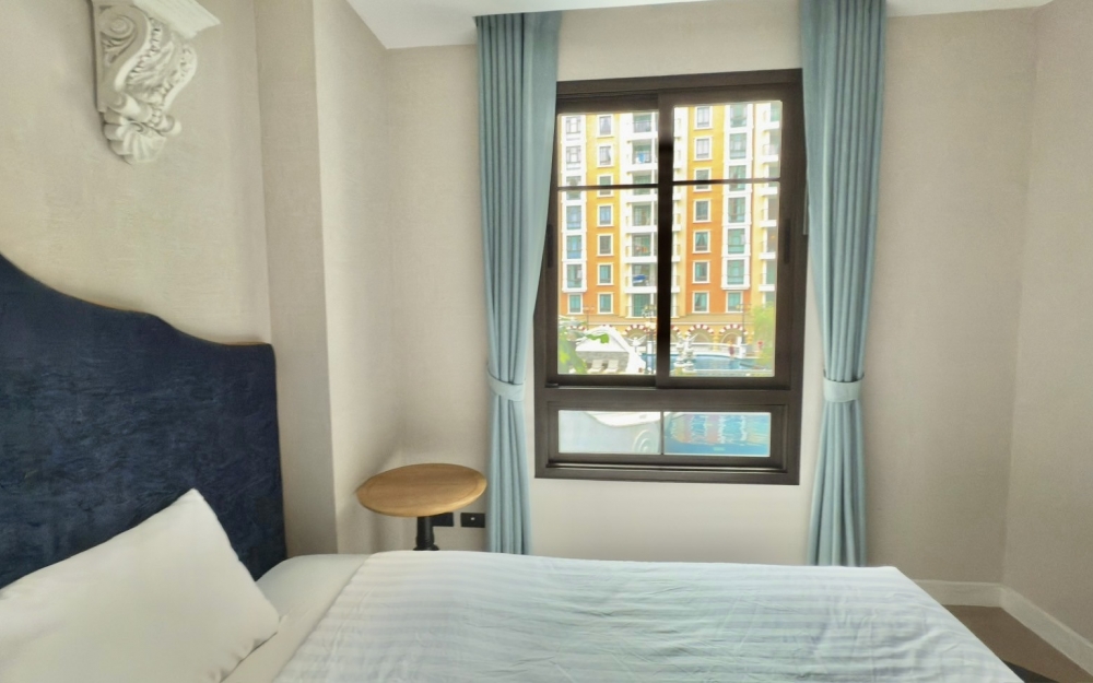 ให้เช่า Espana จอมเทียน 2 ห้องนอน วิวสระน้ำ (2)