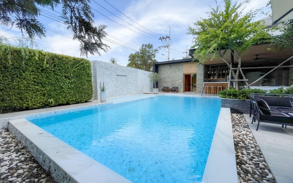 ขายบ้าน Pool Villa 4 ห้องนอน 5 ห้องน้ำ หนองปลาไหล ใกล้โรงเรียนนานาชาติรีเจนท์ ติดเจ้าของ (3)