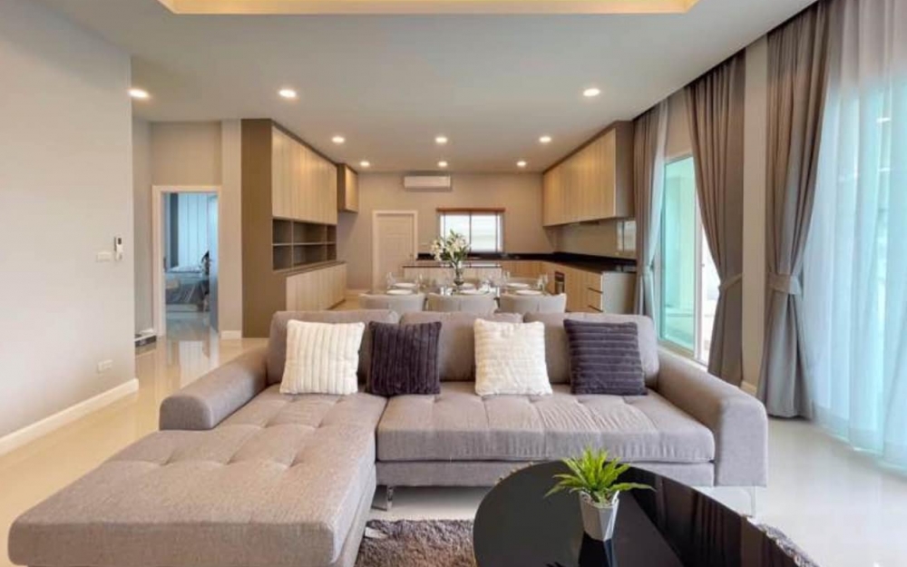 ขายพร้อมผู้เช่า Pool Villa 3 ห้องนอน 3 ห้องน้ำ นาจอมเทียน (2)