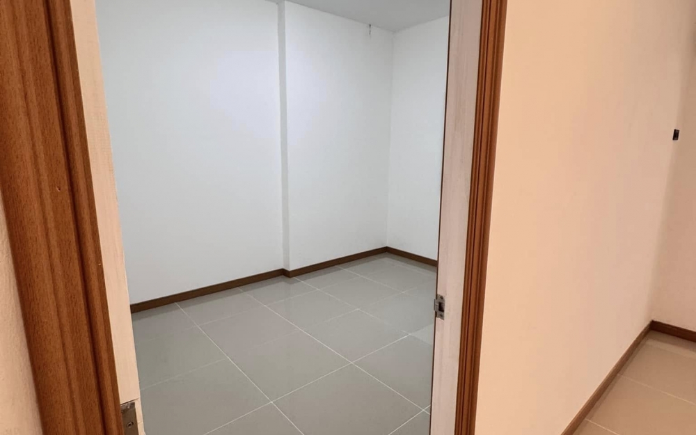 ขายทาวน์โฮม 2 ห้องนอน 1 ห้องน้ำ พัทยาติดสุขุมวิท (2)