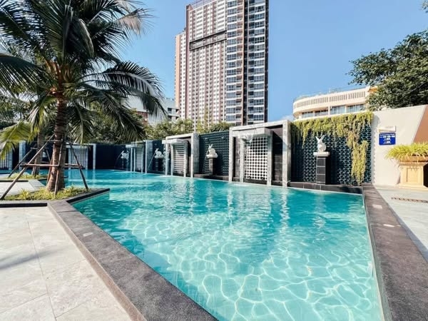 ให้เช่า Arcadia Center Suites Pattaya อาคาเดีย เซ็นเตอร์ สูท พัทยา 1 ห้องนอน วิวสวน