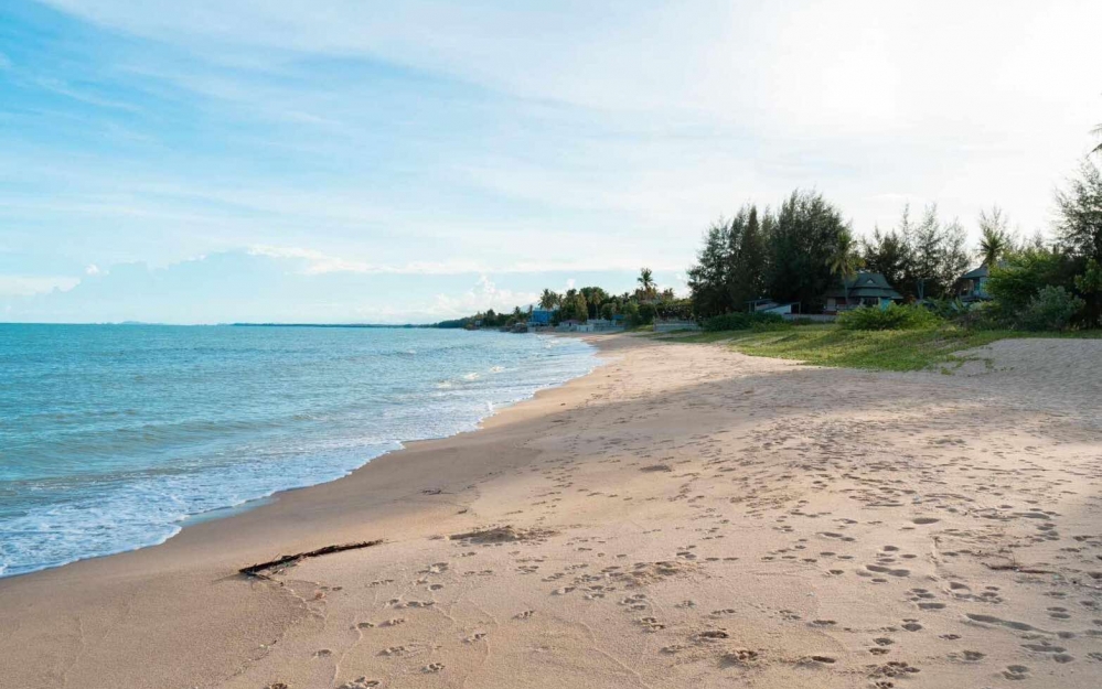 ขายบ้านเดี่ยว 2 ชั้นติดทะเล 6 ห้องนอน 6 ห้องน้ำ ประจวบคีรีขันธ์(2)