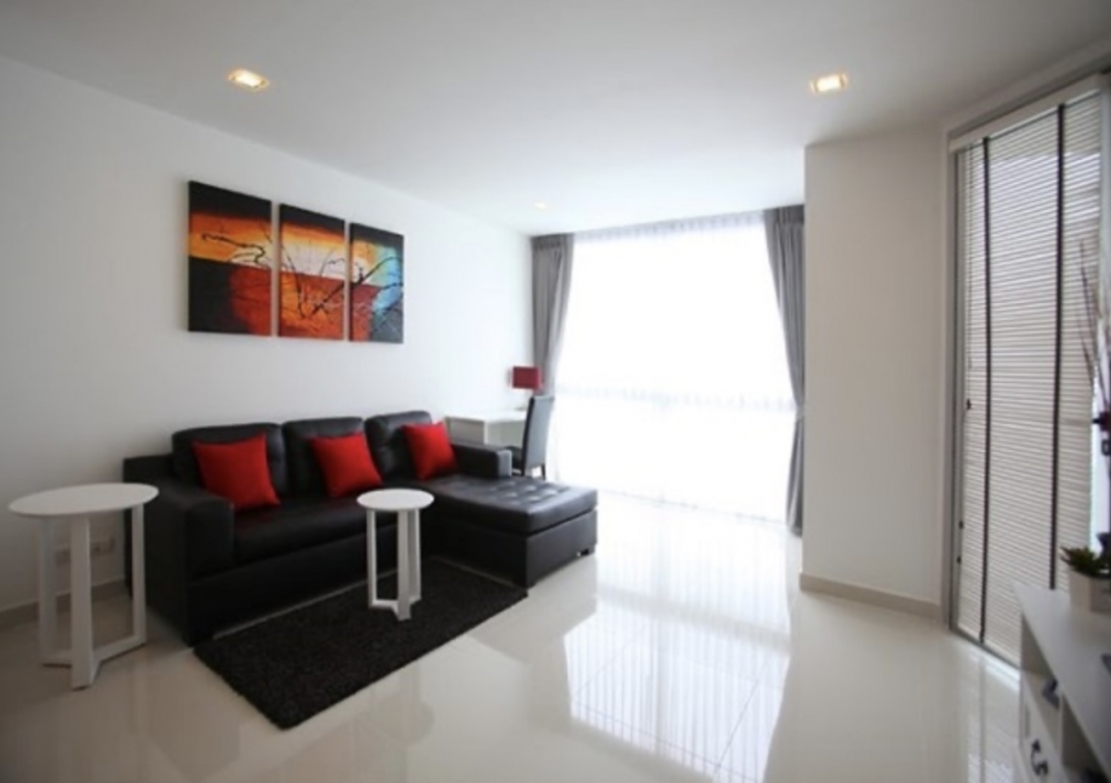 ขาย Club Royal Wongamat คลับ รอยัล วงศ์อมาตย์ 1 ห้องนอน วิวสระ (2)