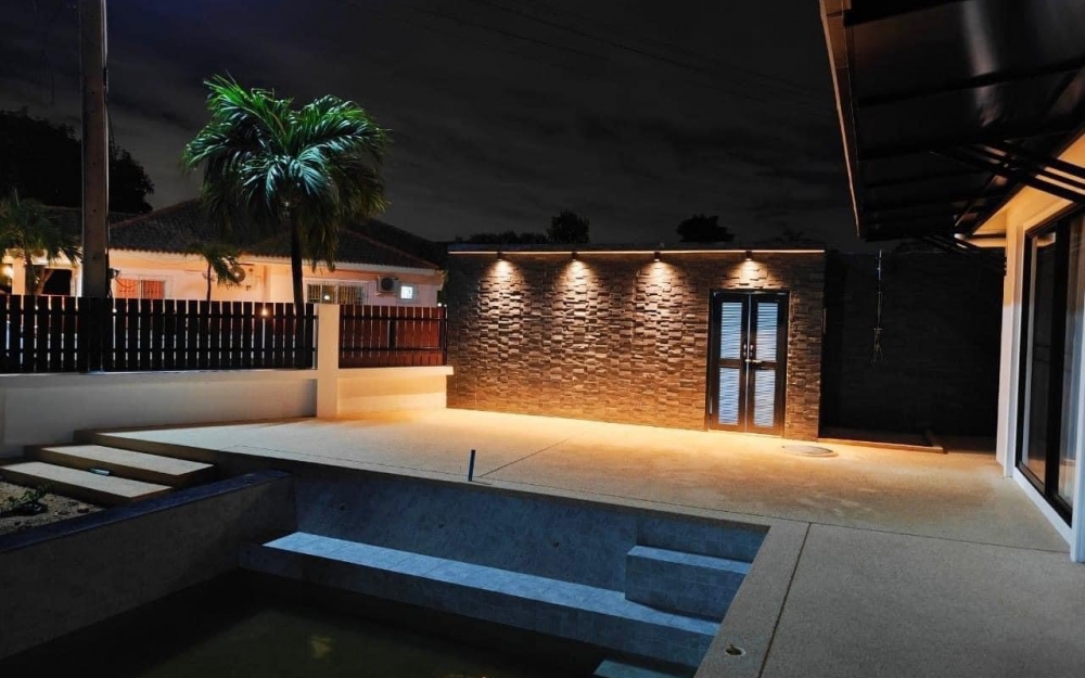 ขายบ้าน Pool Villa 4 ห้องนอน 3 ห้องน้ำ สยามคันทรีคลับ