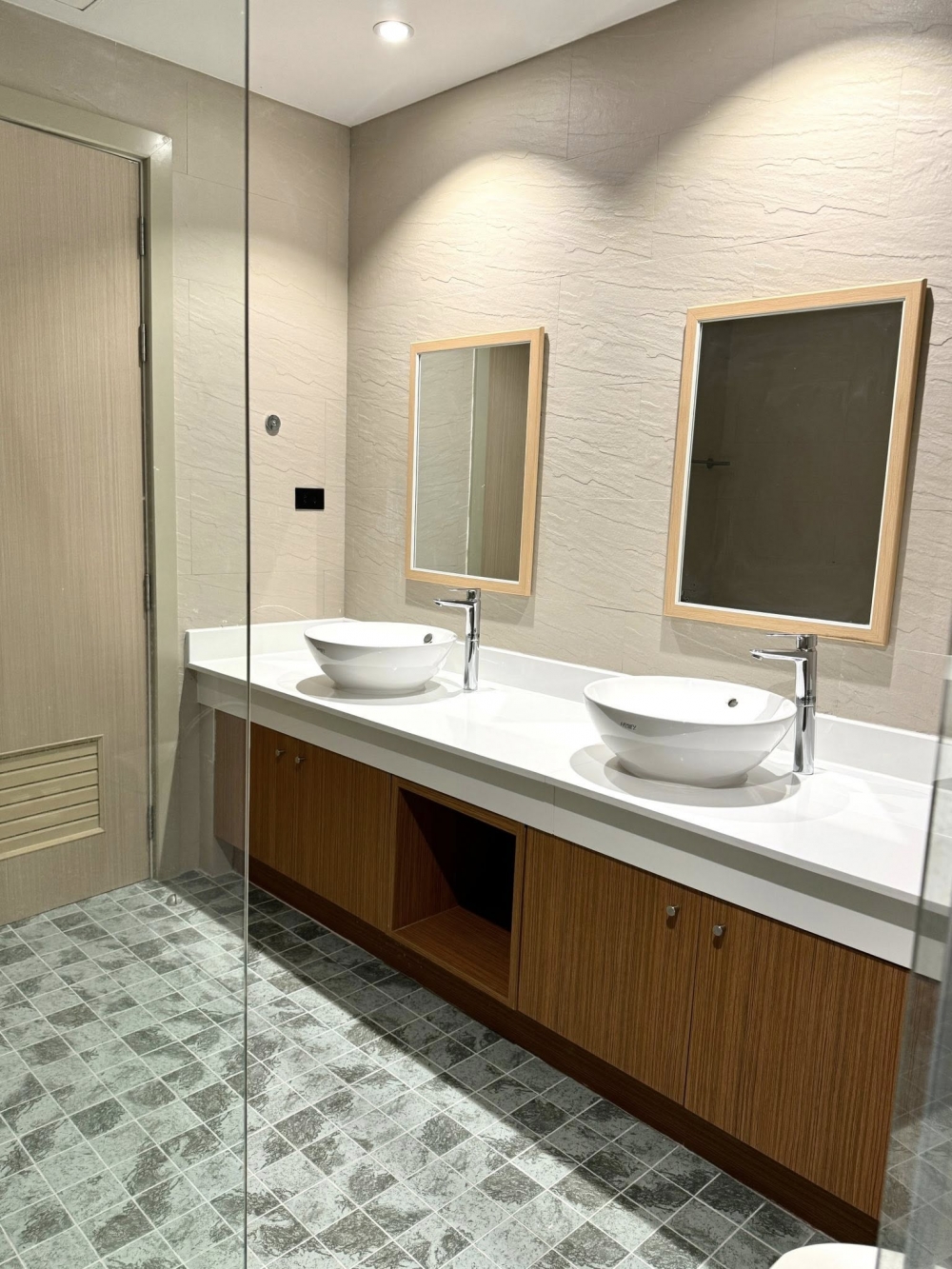 ให้เช่า Gardenia Pattaya Jomtien การ์เด็นเนียร์ พัทยา จอมเทียน 2 ห้องนอน วิวเมือง