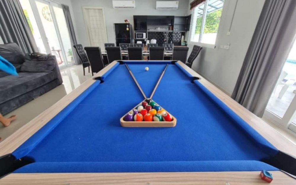 For rent Pool Villa 4 bedrooms 5 bathrooms Bang Saray