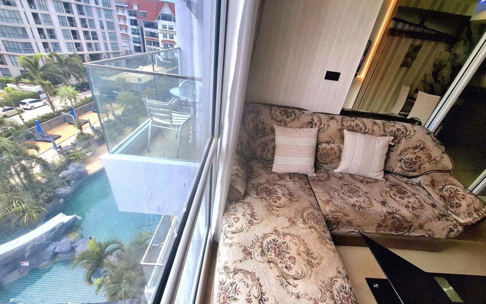 ขาย The Cliff Pratumnak เดอะ คลิฟ พระตำหนัก 1 ห้องนอน วิวสระ (3)