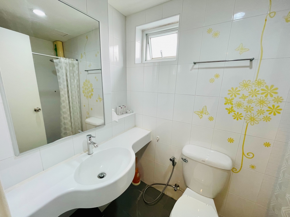 ปล่อยเช่า ลุมพินี สุขุมวิท-พัทยาเหนือ 1 ห้องนอน วิวทะเล