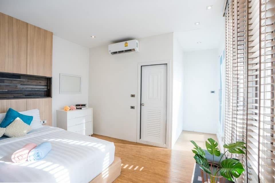 ให้เช่า Pool Villa 2 ชั้น 5 ห้องนอน 5 ห้องน้ำ จอมเทียน