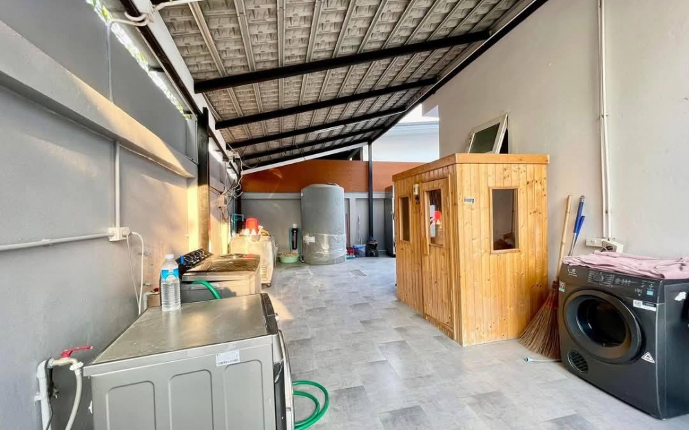 ขาย Pool Villa 2 ชั้น 4 ห้องนอน 5 ห้องน้ำ ขอบอ่างชากนอก (3)