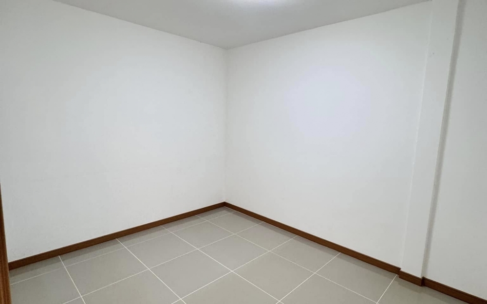 ขายทาวน์โฮม 2 ห้องนอน 1 ห้องน้ำ พัทยาติดสุขุมวิท (2)