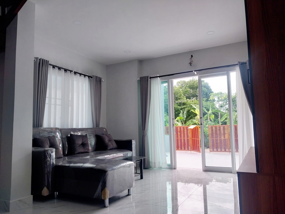 ขาย บ้านแฝด 2 ชั้น 3 ห้องนอน 2 ห้องน้ำ เนินพลับหวาน (2)