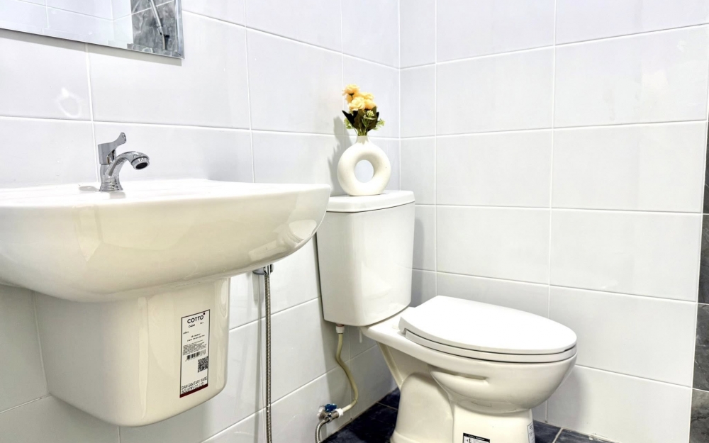 ขายทาวน์เฮ้าส์ 2 ชั้น 2 ห้องนอน 2 ห้องน้ำ ถนนสุขุมวิท (2)