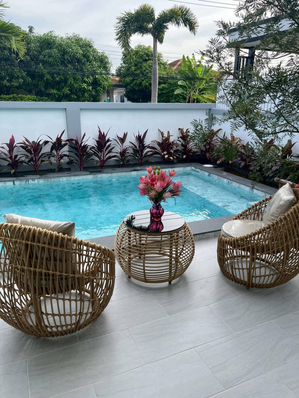 ขาย Pool Villa ชั้นเดียว 4 ห้องนอน 3 ห้องน้ำ ซอยสยาม (2)