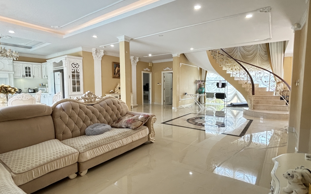 ขาย Pool VIlla 2 ช้้น 3 ห้องนอน 3 ห้องน้ำ ห้วยใหญ่ (2)