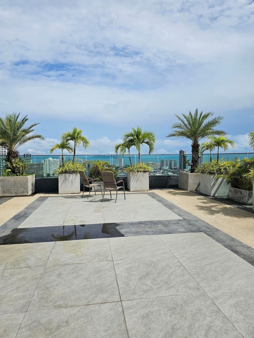 ปล่อยเช่า The Point เดอะ พอยท์ พระตำหนัก