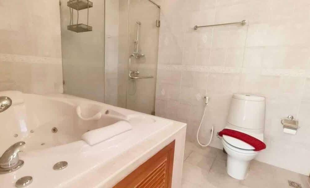 ให้เช่าพูลวิลล่า 3 ห้องนอน จอมเทียน