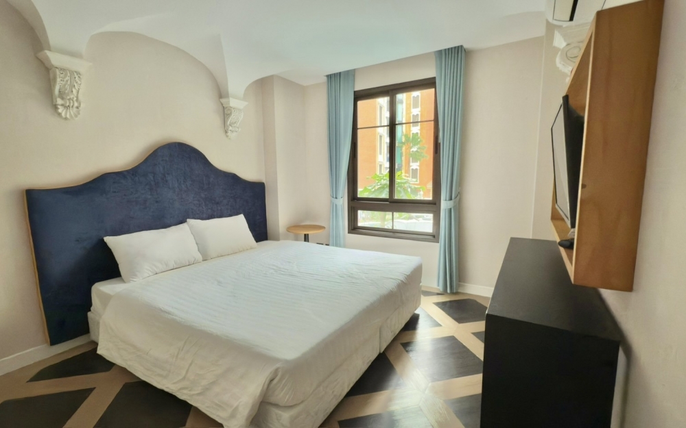 ให้เช่า Espana จอมเทียน 2 ห้องนอน วิวสระน้ำ (2)