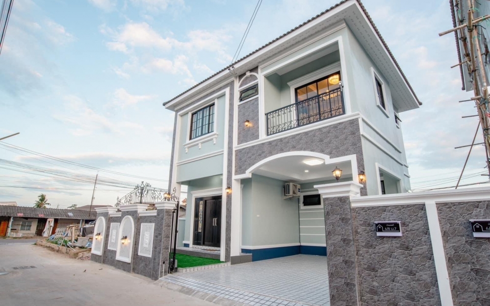 ขายบ้านเดี่ยว 2 ชั้น สร้างใหม่ 3 ห้องนอน 4 ห้องน้ำ เนินพลับหวาน ติดเจ้าของ (2)  #รับผ่อนตรง