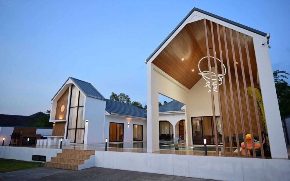 ขายพร้อมผู้เช่า Pool Villa 4 ห้องนอน ห้วยใหญ่ (3)