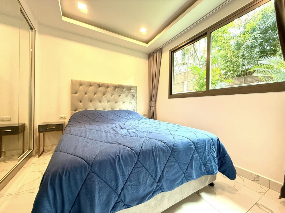 ให้เช่า Arcadia Center Suites Pattaya อาคาเดีย เซ็นเตอร์ สูท พัทยา 1 ห้องนอน วิวสวน