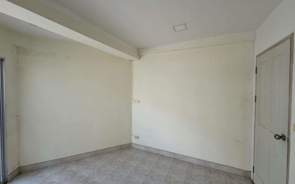 ขาย Rim Haad Condo Jomtien ริมหาดคอนโด จอมเทียน วิวเมือง (3)