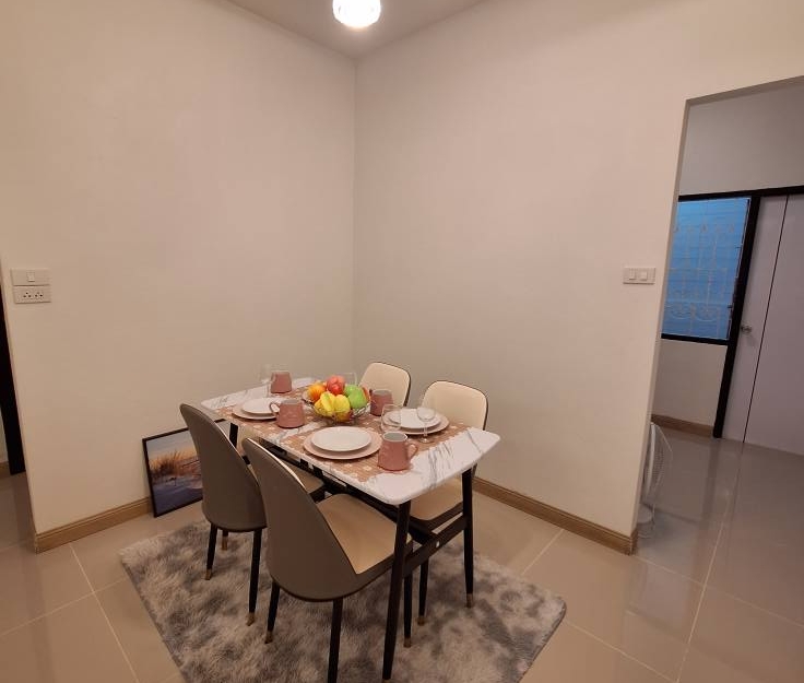 ขาย Town House 2 ห้องนอน 1 ห้องน้ำ เขาตะโลซอย 8 (2)