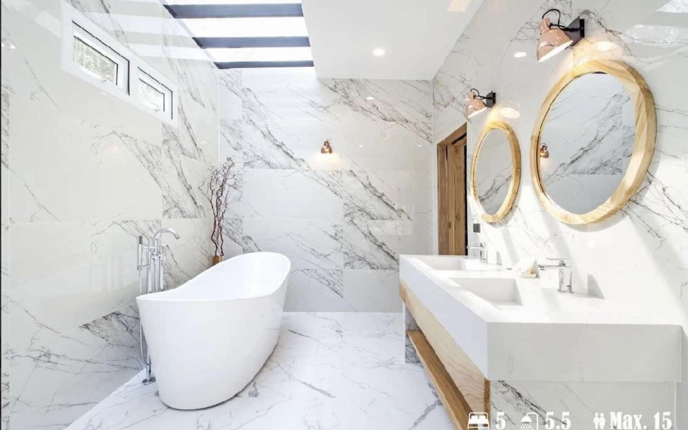 ปล่อยเช่ารายปี บ้าน Pool Villa 2 ชั้น พัทยา 5 ห้องนอน 5 ห้องน้ำ